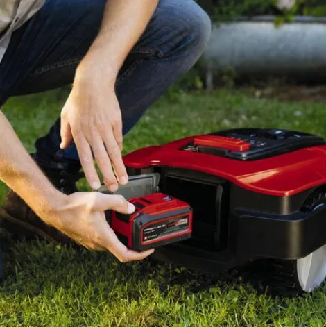 * Einhell Robot Tondeuse Freelexo 500 Bt Power X-Change (18 V, 500M2, Tondeuse Multizone, Controle Des Applications Bluetooth, Avec Accessoires D'Installation) Livre Avec Batterie 2,5 Ah + Kit D'Installation> Robot Tondeuse