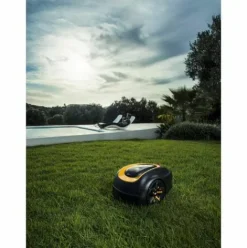 * Mcculloch Rob S800. Robot Tondeuse Connectee Bluetooth. < 500M . Planification De Tonte. Mulching. Tond Sous La Pluie. Nettoyage A L'Eau. Alarme Anti-Vol. Ultra-Silencieux (970513125)><noscript><img width=